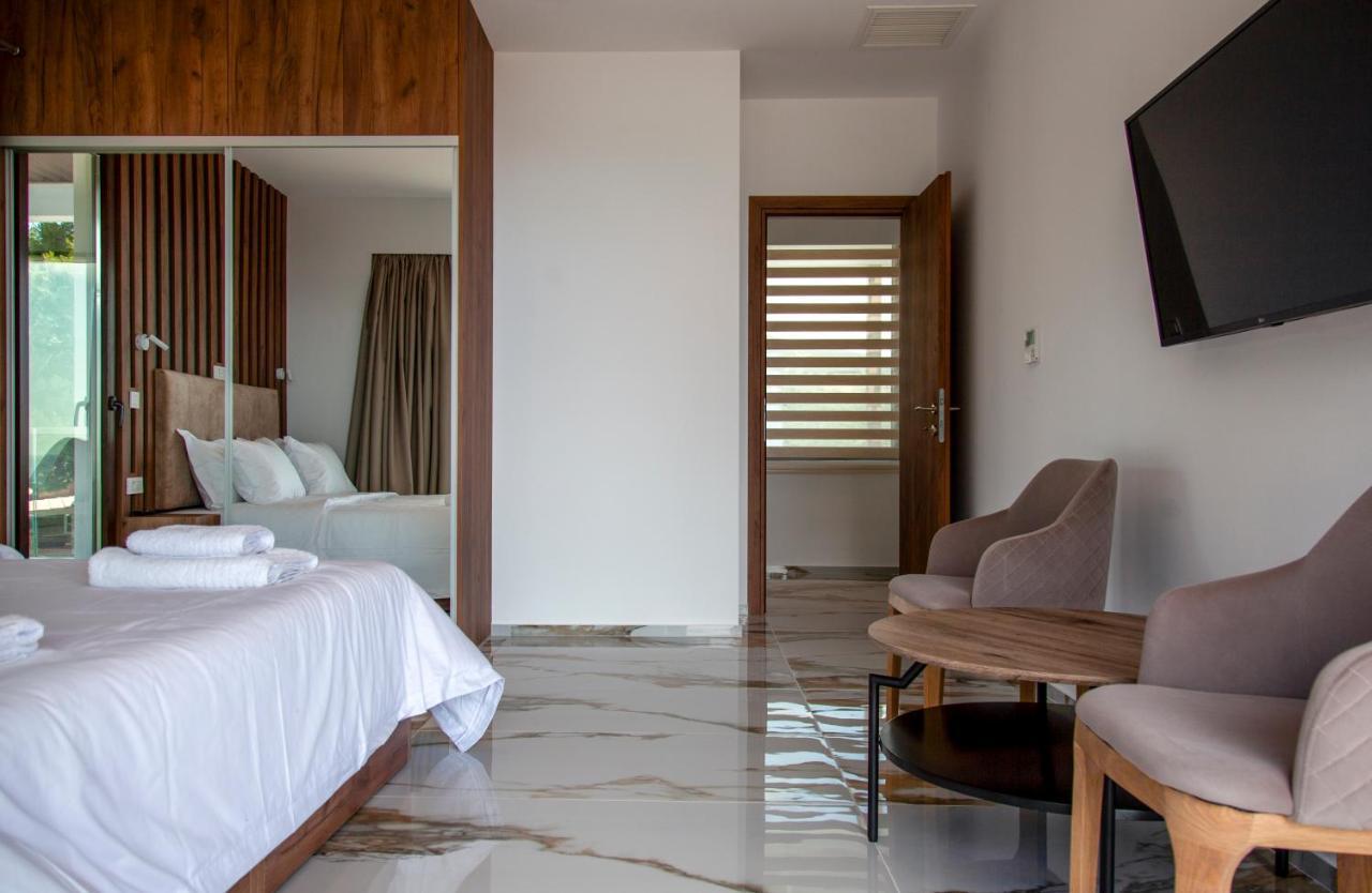 Appartamento Zavia Penthouse Sívota Esterno foto